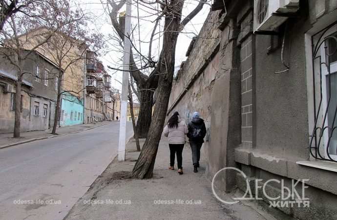 Одесса, Матросский спуск, прохожие