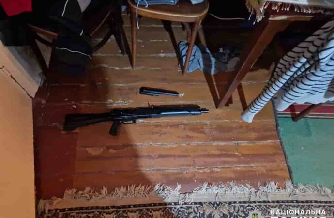 Житель Овидиополя устроил стрельбу из ружья на улице: каковы последствия (видео)