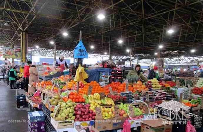 Овощи и фрукты на Привозе