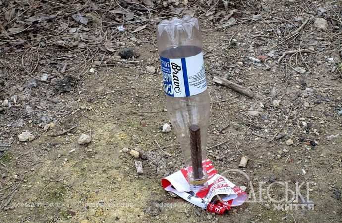 Сквер Регенсбург в Одессе, бутылка