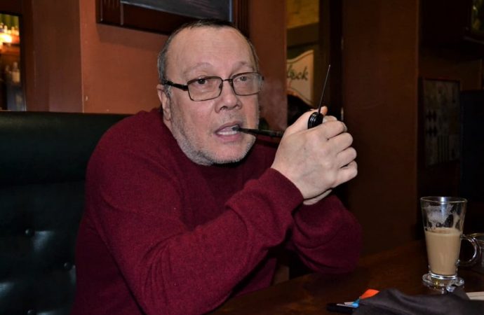 Владимир Комаров