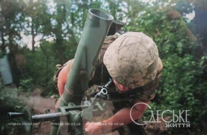 Фоторабота Бориса Бухмана, боец