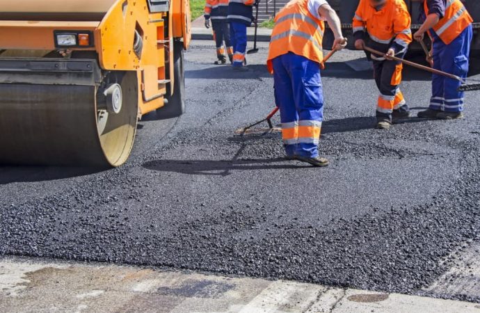 Асфальту не буде: на Одещині скасували тендер на ремонт дороги за 112 мільйонів