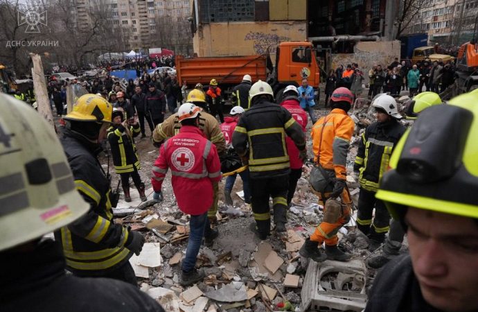 Під завалами зруйнованого дома в Одесі знайшли тіло восьмої жертви