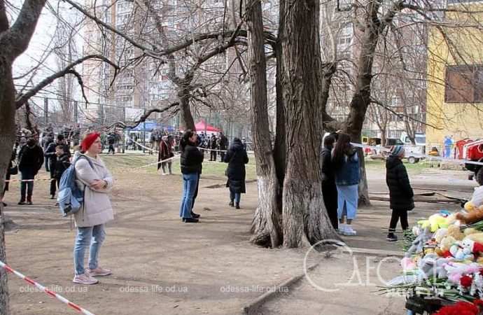 Одесситы на месте трагедии