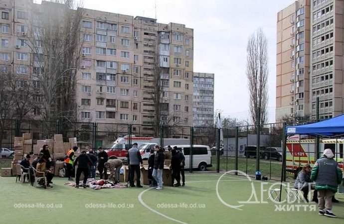На месте трагедии в Одессе, помощь