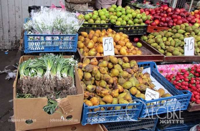 Овощи и фрукты, торговля на Привозе