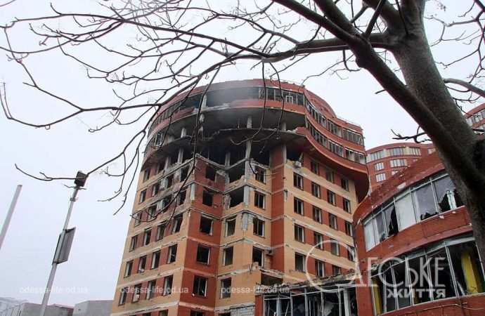 На проспекте Шевченко