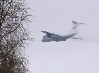 У Росії падають літаки, горять підприємства, під Бєлгородом бої