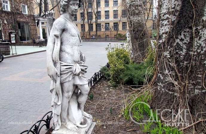 день в Горсаду