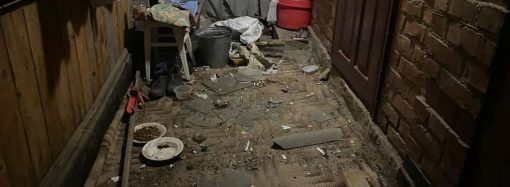 Взрыв у дверей квартиры: как житель Ананьева соседям отомстил (видео)