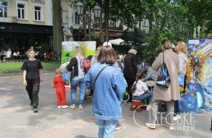 Фестиваль в Горсаду, гости