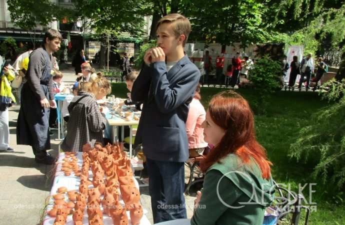 Фестиваль в Горсаду, ярмарка