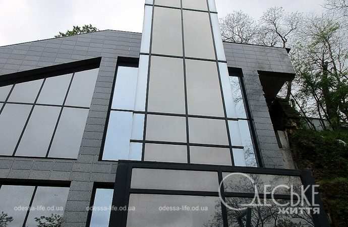 Лифт в Греческом парке