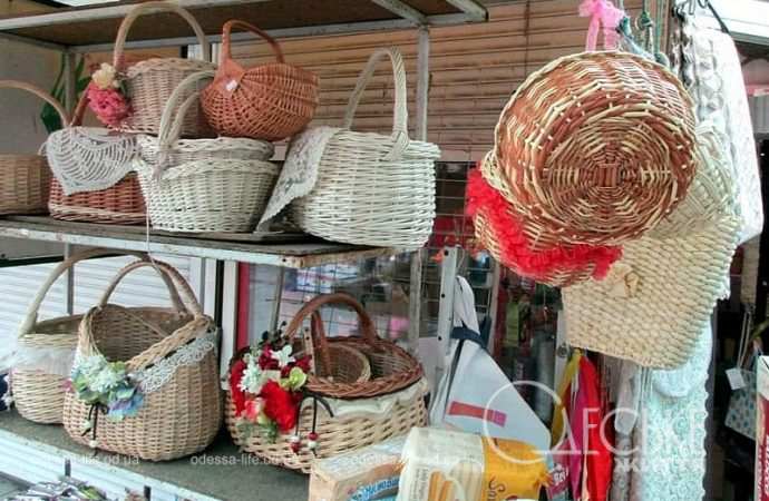 Торговля в Одессе накануне Пасхи