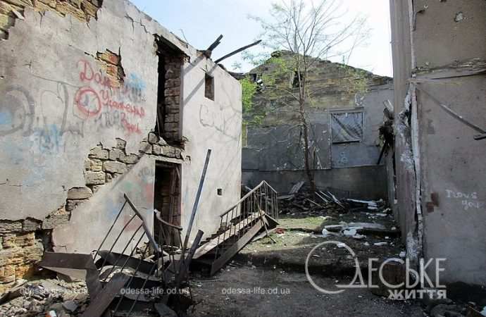 Пересыпь, 23 апреля 2024, стены