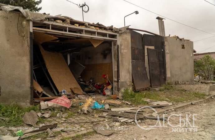 Последствия ракетной атаки Одессы 24 апреля 2024-3