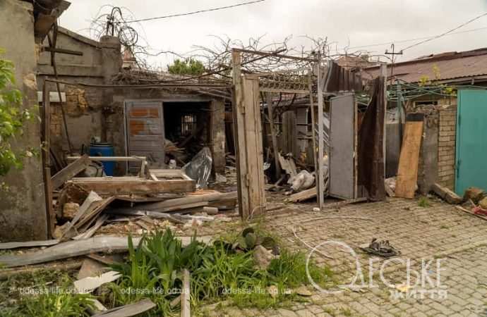 Последствия ракетной атаки Одессы 24 апреля 2024-6