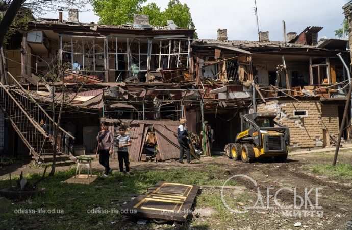 Пересыпь, 23 апреля 2024, жильцы, завалы