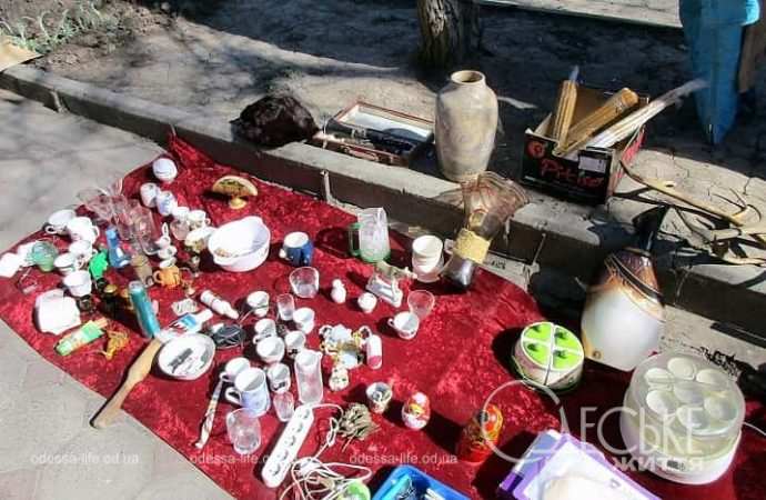 Филиал одесской Староконки: старая посуда и не только