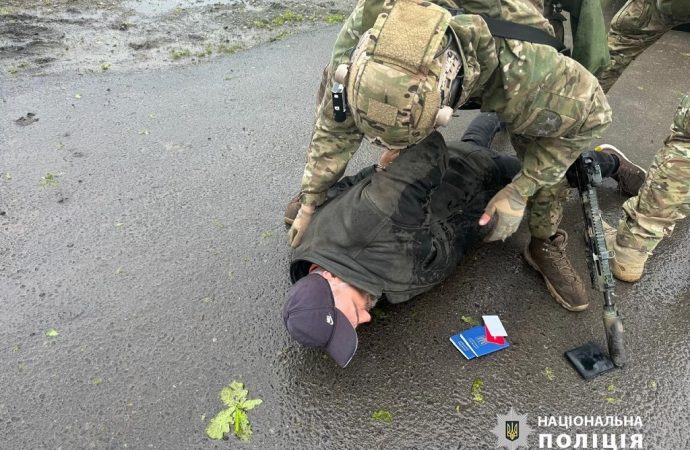 В Одесской области задержали предполагаемых убийц винницкого полицейского