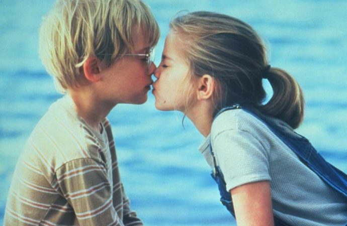 13 квітня — День поцілунків: чи пам’ятаєте, як робили це вперше