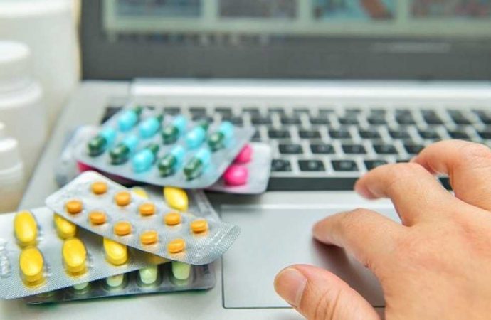 Как выгодно покупать лекарства онлайн: обзор аптечных сервисов