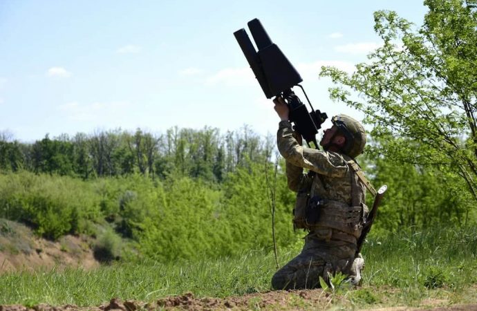 Война, день 807-й: в Украине дроны до целей не долетели, в россии — ударили по НПЗ