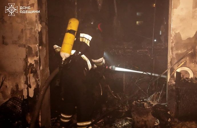 В жилмассеве «Радужный» электросамокат уничтожил квартиру (видео)