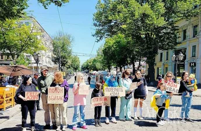Акция в защиту военнопленных в Одессе2