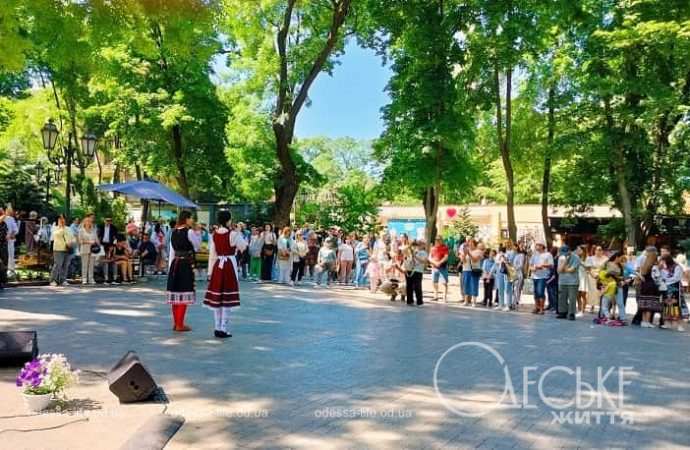 Фестиваль болгарской культуры в одесском Горсаду, выступление