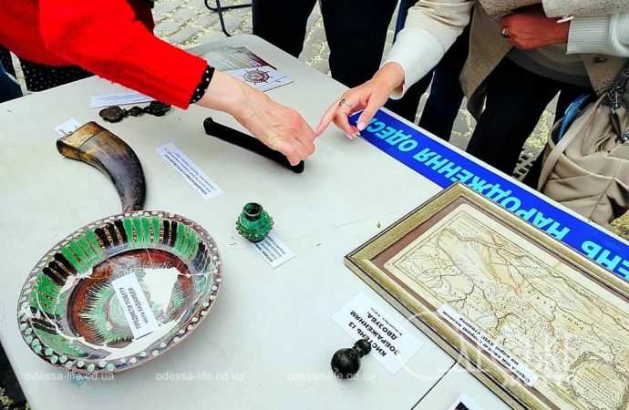 Литмузей, фестиваль об Одессе, артефакты7