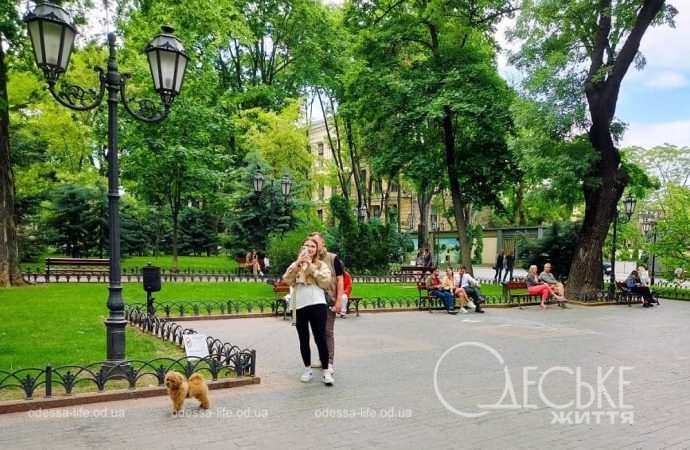 Одесский Горсад в мае