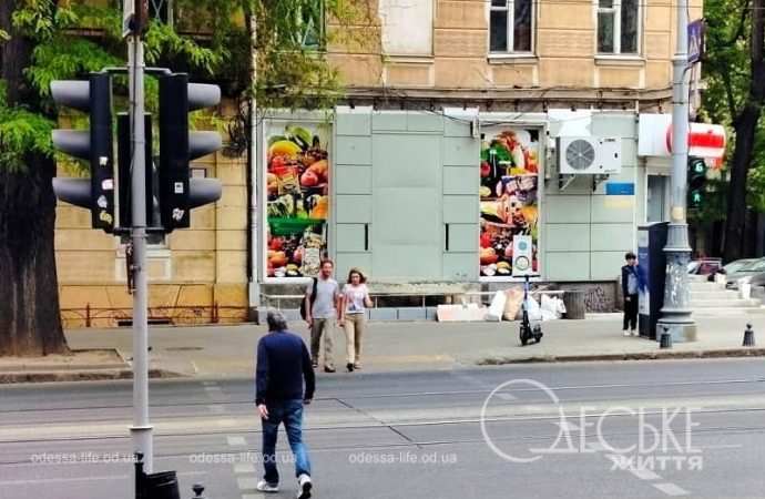 Май в Одессе, пешеход