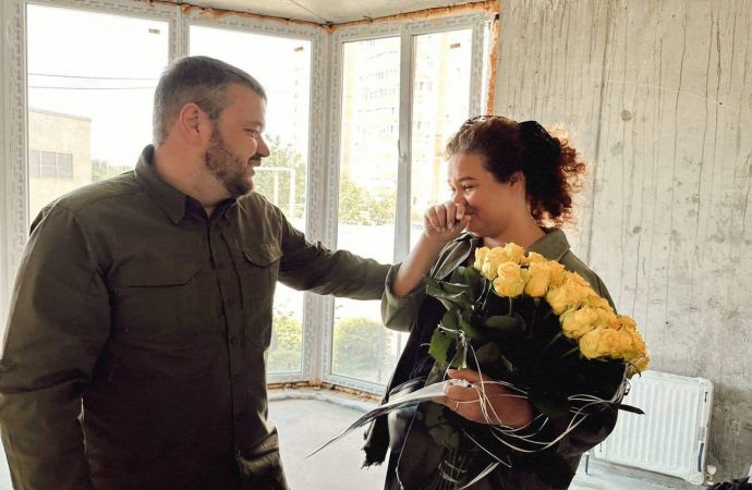 В Одессе подарили квартиру семье погибшего фельдшера скорой помощи