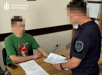 На Одещині бухгалтер військової частини привласнив мільйони, а його начальник не помітив махінації