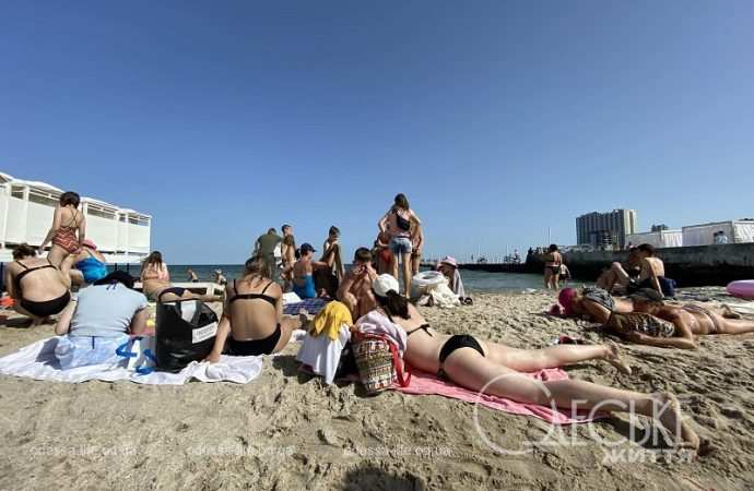 На пляже в Аркадии, загар