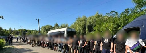Побег на матрасах: на границе с Приднестровьем поймали 47 «уклонистов» и их «проводников» (видео)