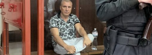 Ездил на Сейшелы со справкой о «ранении на фронте»: новые детали дела одесского экс-военкома