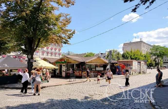 Центр Одессы 31 июля, ярмарка