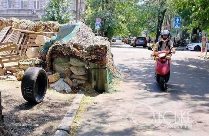 Жара в Одессе, мотоцикл