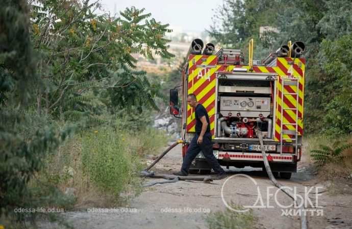 Тушение большого пожара в Одессе