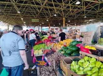 Июльские цены на продукты питания: обзор на базарах Одессы и области