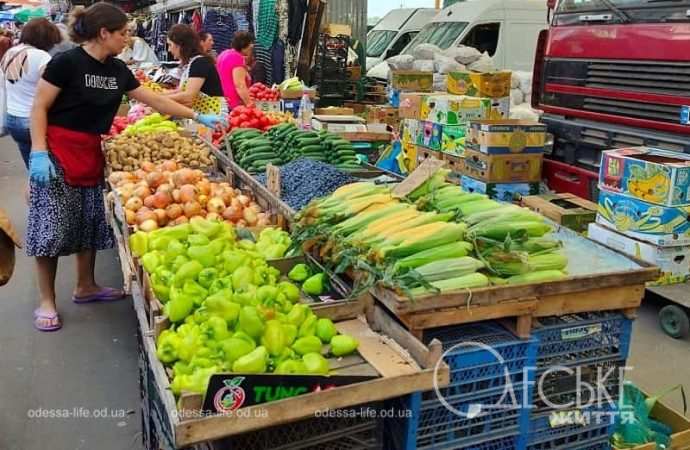 На Привозе: кукуруза, перец и другое