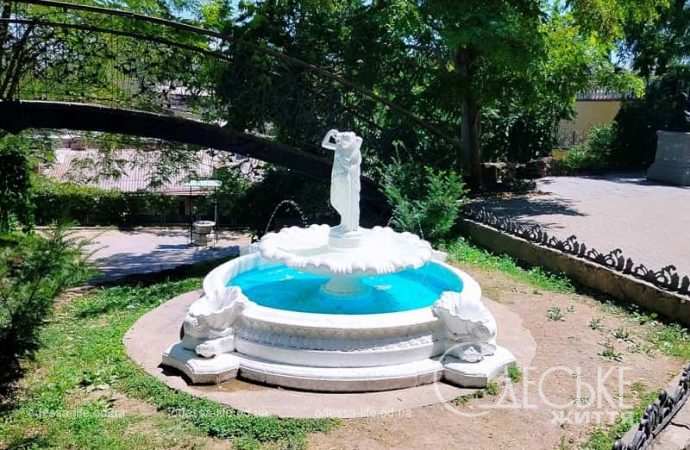 Уголок старой Одессы, фонтан