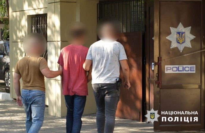 Хотів заробити, але щось пішло не так: на Одещині затримали невдачливого палія (відео)