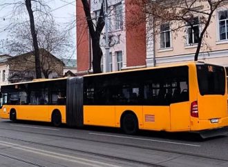 Простоюють без діла: Труханов просить Раду врегулювати питання з гуманітарними німецькими автобусами (відео)