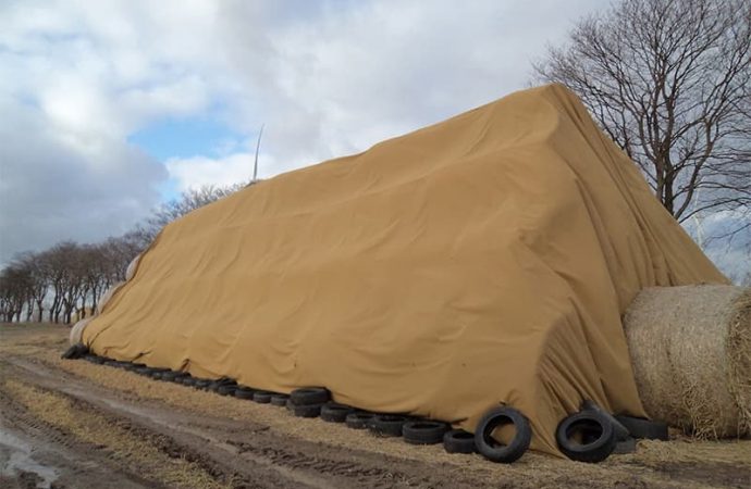 Технічні тканини: що потрібно знати про брезент та фліс