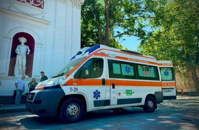 Новий спеціалізований транспорт отримав одеський центр невідкладної медичної допомоги