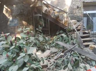 В Одесі обвалився старий аварійний житловий будинок (фото)